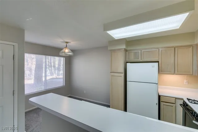 $1,090 | 5211 Caspian Springs Drive, Unit 101, Las Vegas, NV 89120