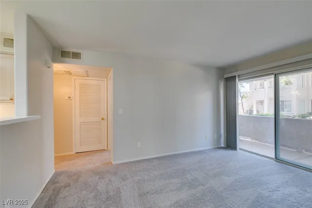 $1,090 | 5211 Caspian Springs Drive, Unit 101, Las Vegas, NV 89120