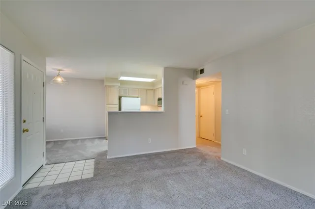 $1,090 | 5211 Caspian Springs Drive, Unit 101, Las Vegas, NV 89120