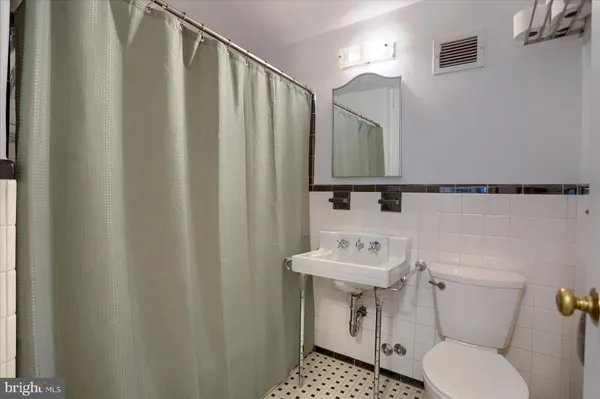 $139,999 | 3601 Greenway, Unit 412, Baltimore, MD 21218