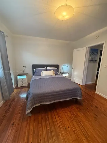 $1,995 | 1289 Marseille Drive, Unit 46, Miami Beach, FL 33141