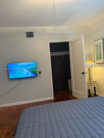 $1,995 | 1289 Marseille Drive, Unit 46, Miami Beach, FL 33141