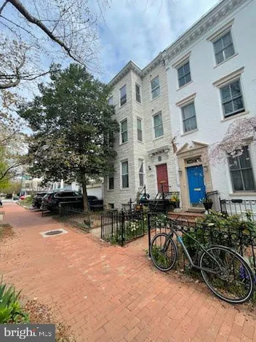 $1,750,000 | 304 2nd Street Southeast, Washington, DC 20003