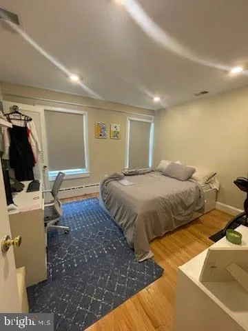 $1,750,000 | 304 2nd Street Southeast, Washington, DC 20003