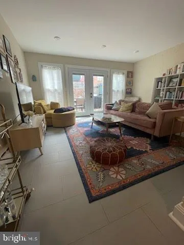 $1,750,000 | 304 2nd Street Southeast, Washington, DC 20003