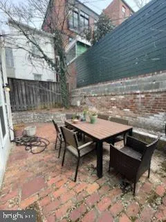 $1,750,000 | 304 2nd Street Southeast, Washington, DC 20003