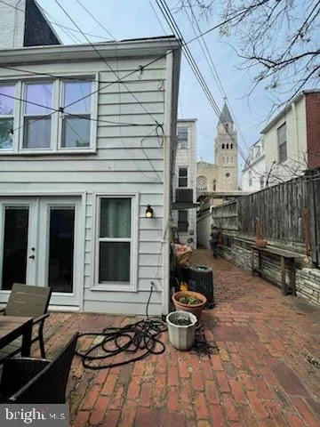 $1,750,000 | 304 2nd Street Southeast, Washington, DC 20003