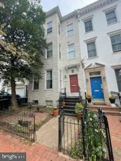 $1,750,000 | 304 2nd Street Southeast, Washington, DC 20003