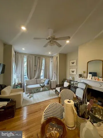 $1,750,000 | 304 2nd Street Southeast, Washington, DC 20003