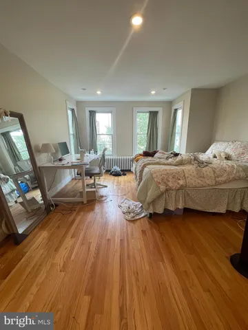 $1,750,000 | 304 2nd Street Southeast, Washington, DC 20003