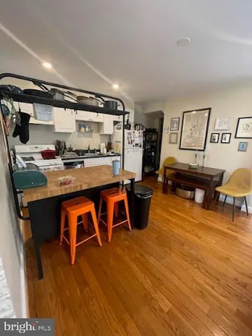 $1,750,000 | 304 2nd Street Southeast, Washington, DC 20003