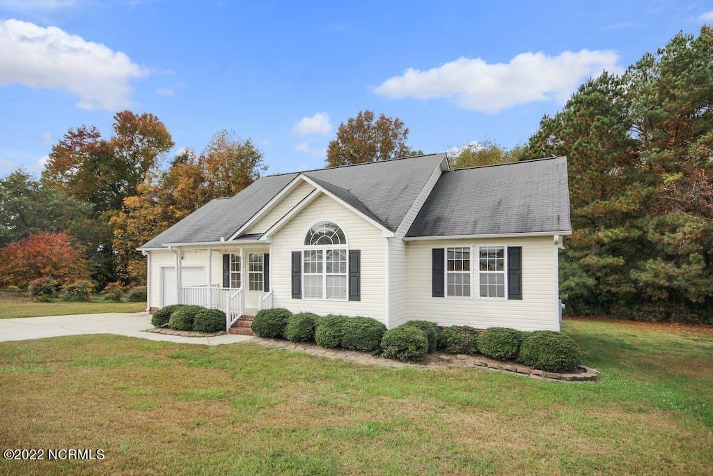 119 River Ridge Way Willow Spring, NC 27592 - Photo 3 of 24 003-430082-IMG_6628_1667295924