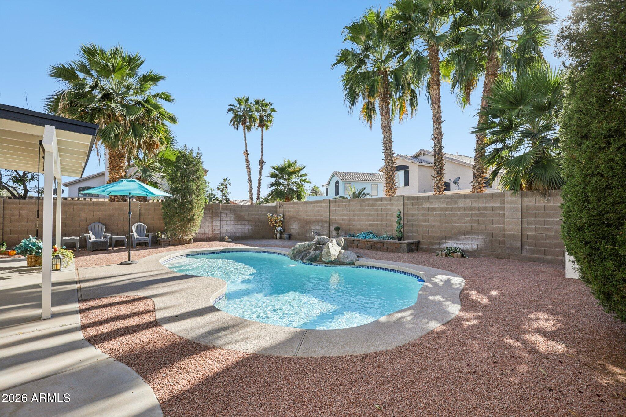 13414 South 47th Way Phoenix, AZ 85044 - Photo 29 of 32 a view of a backyard