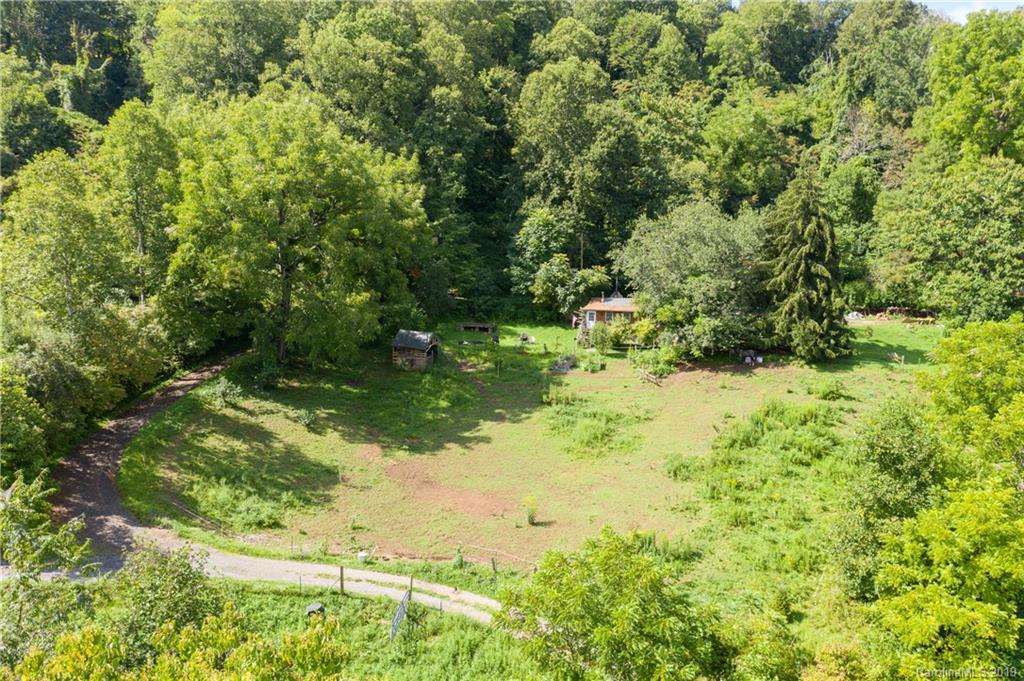 125 Sandy Branch Road Canton, NC 28716 - Photo 3 of 31