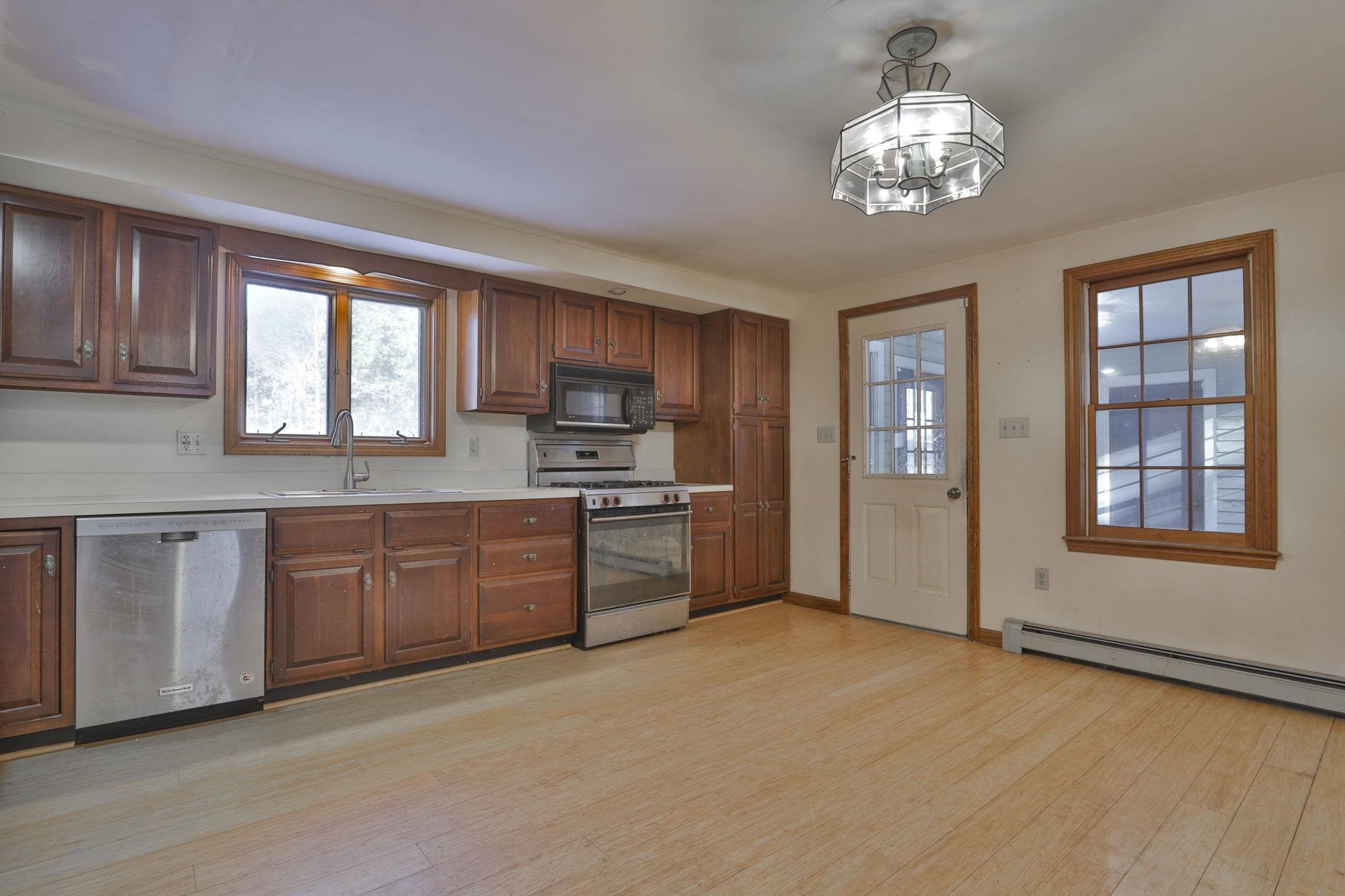 30 Albin Road Bow, NH 03304 - Photo 12 of 41