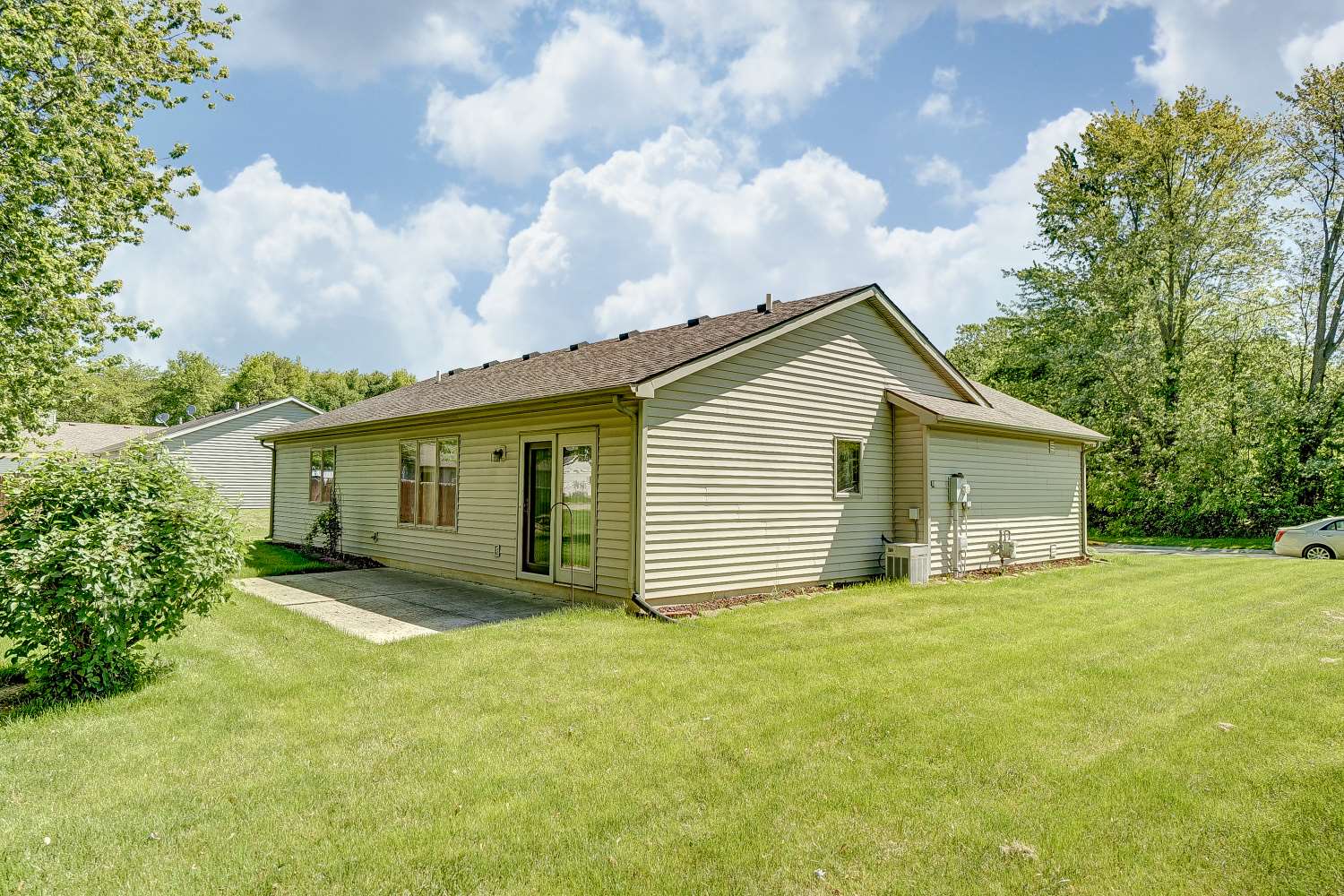 312 Springer Drive Butler, IN 46721 - Photo 26 of 34