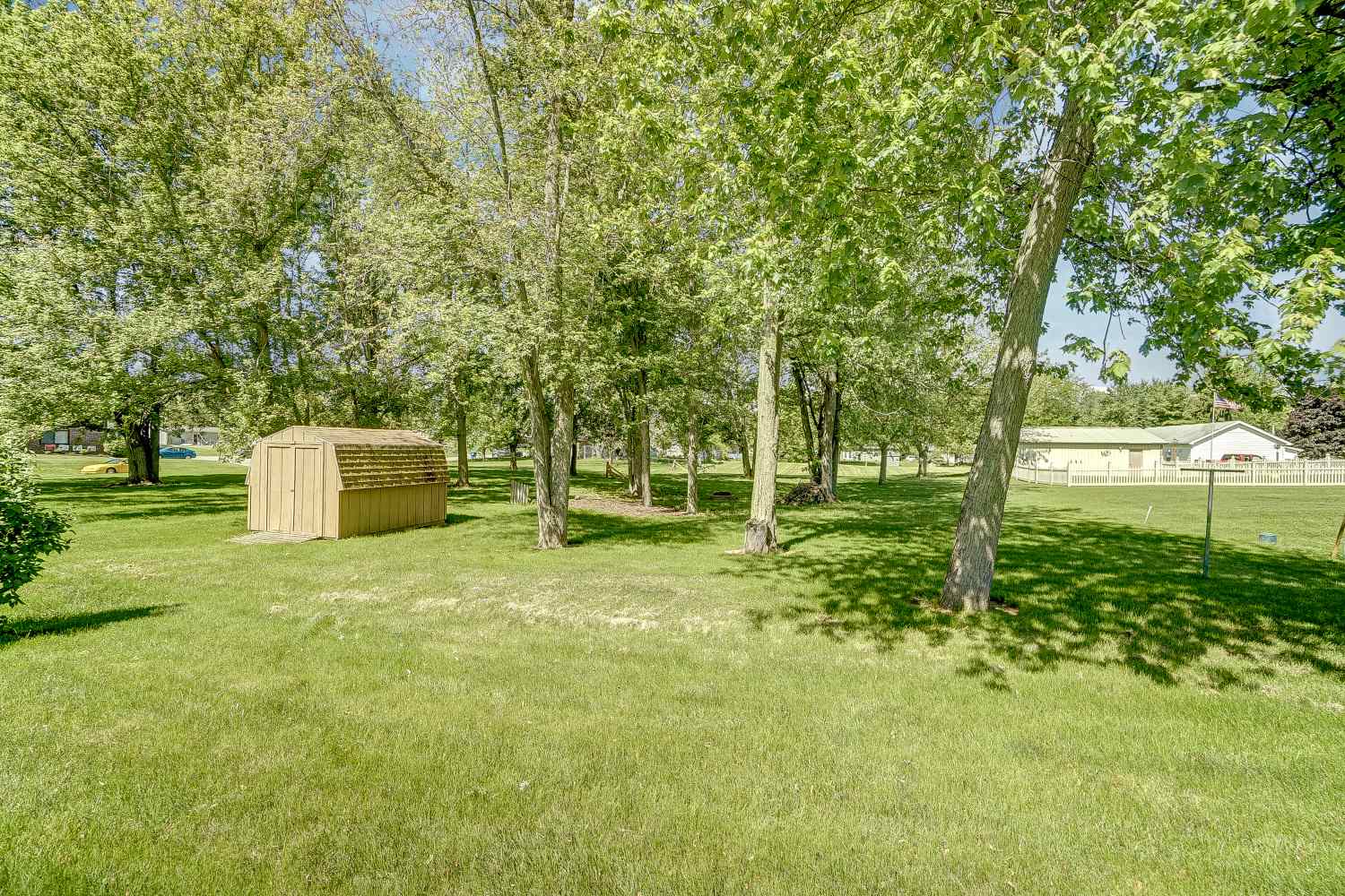 312 Springer Drive Butler, IN 46721 - Photo 32 of 34