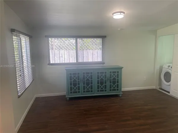 $2,500 | 554 Northeast 74th Street, Unit 2, Miami, FL 33138