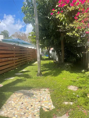 $2,500 | 554 Northeast 74th Street, Unit 2, Miami, FL 33138