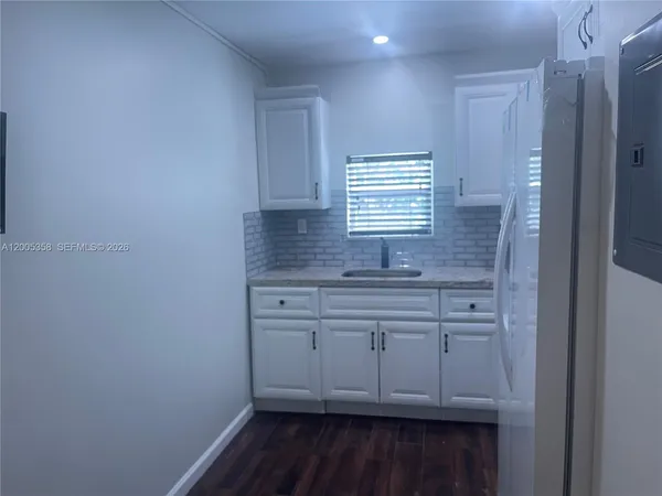 $2,500 | 554 Northeast 74th Street, Unit 2, Miami, FL 33138