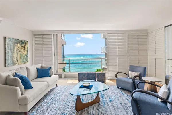 $8,500 | 2979 Kalakaua Avenue, Unit 404, Honolulu, HI 96815