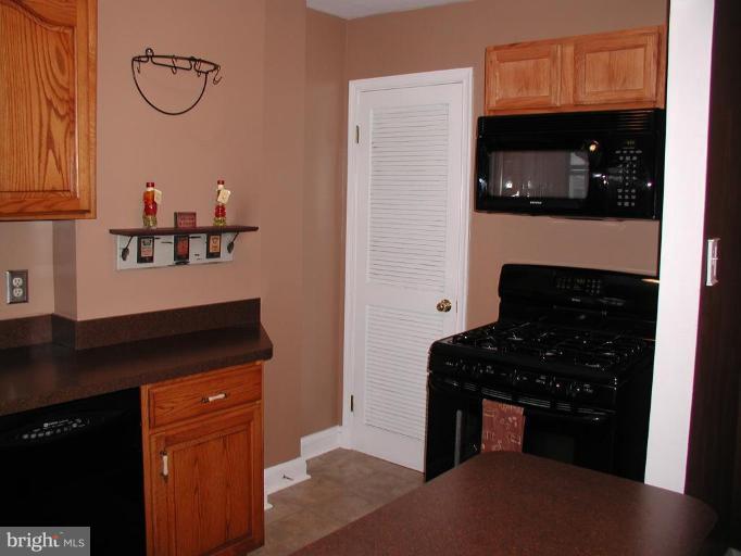 10 Eastship Road Dundalk, MD 21222 - Photo 7 of 21 Kitchen #2
