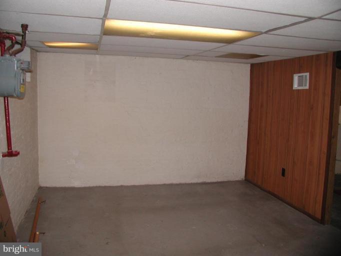 10 Eastship Road Dundalk, MD 21222 - Photo 8 of 21 Recreation Room