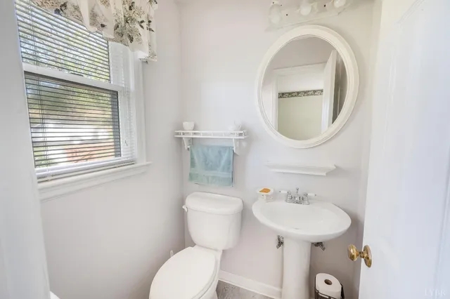 $335,000 | 3803 Bedford Highway, Lynch Station, VA 24571