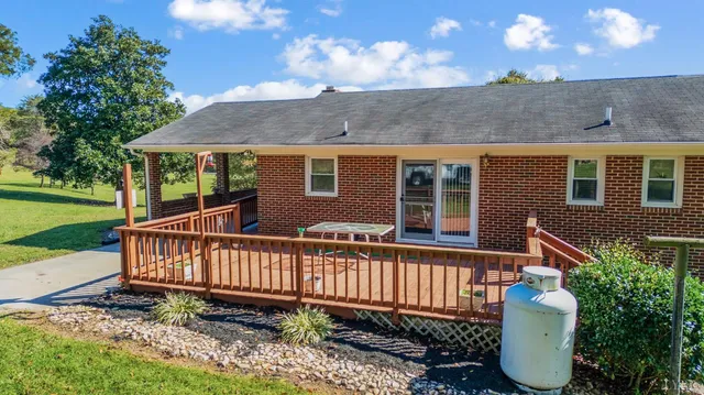 $335,000 | 3803 Bedford Highway, Lynch Station, VA 24571