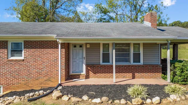$335,000 | 3803 Bedford Highway, Lynch Station, VA 24571