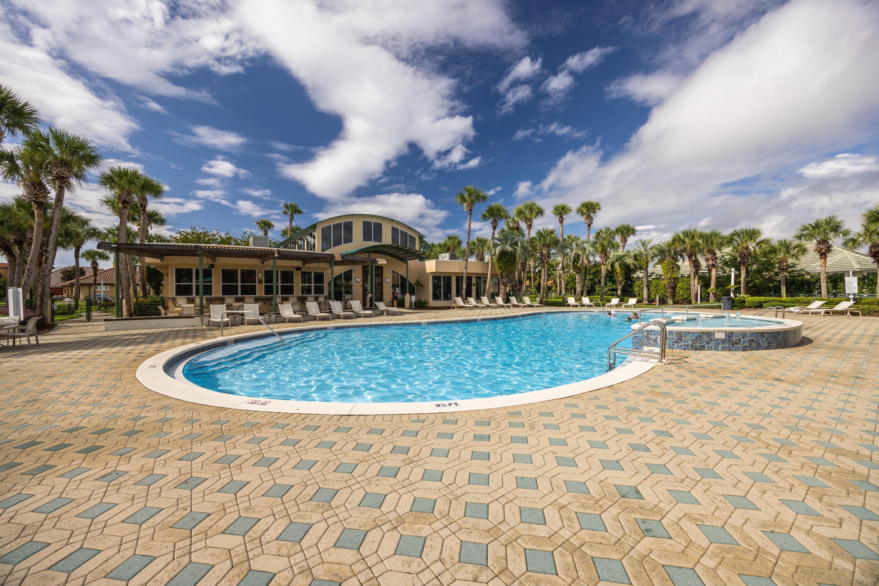 4700 Rendezvous Cove Destin, FL 32541 - Photo 50 of 59 pool2