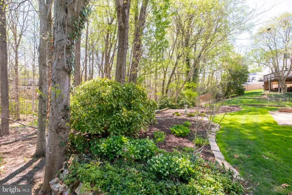 $775,000 | 8709 Powder Horn Road, Springfield, VA 22152