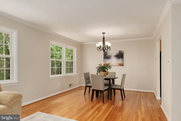 $775,000 | 8709 Powder Horn Road, Springfield, VA 22152