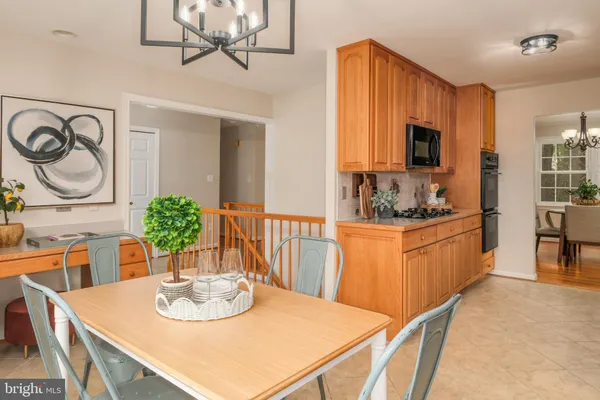 $775,000 | 8709 Powder Horn Road, Springfield, VA 22152