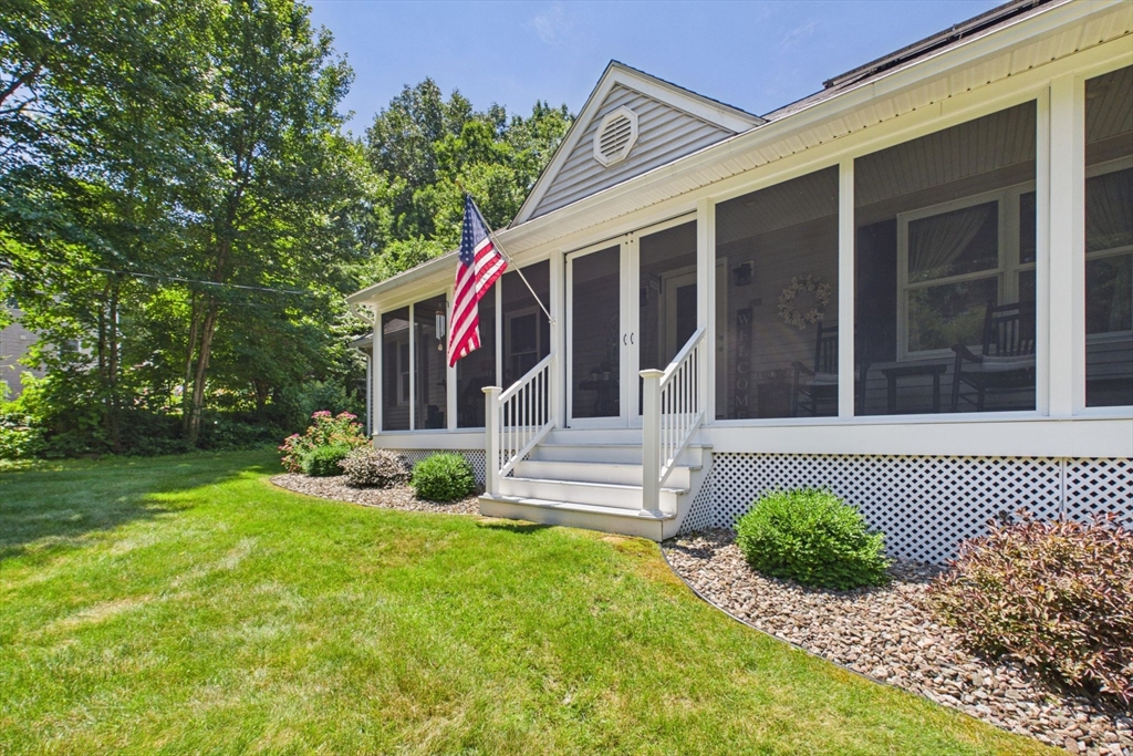 202 Silver Street Monson, MA 01057 - Photo 4 of 42