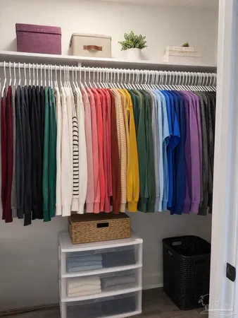 a view of a walk in closet