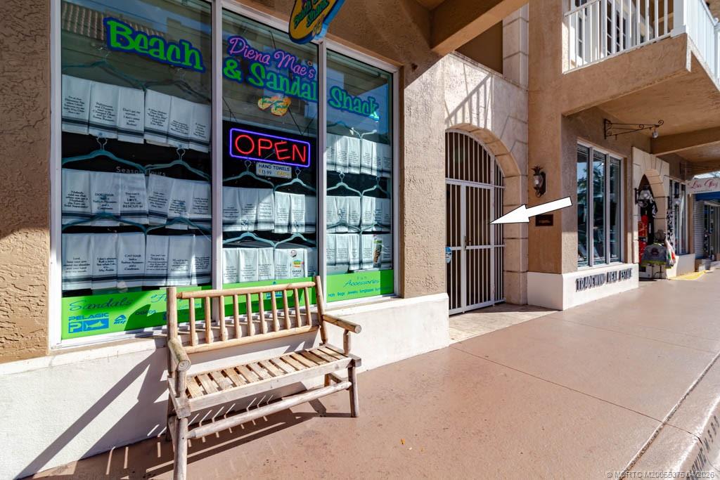 47 Southwest Osceola Street, Unit UN206 Stuart, FL 34994 - Photo 37 of 43