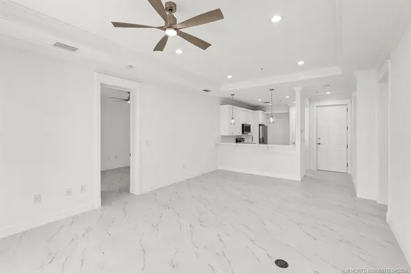 $4,000 | 47 Southwest Osceola Street, Unit UN206, Stuart, FL 34994