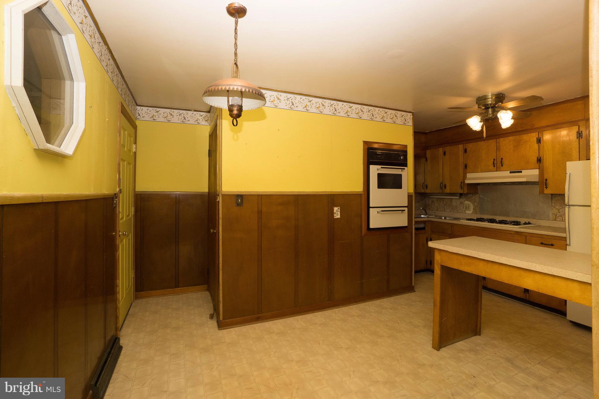 61 Spring Street Harpers Ferry, WV 25425 - Photo 5 of 18 Kitchen
