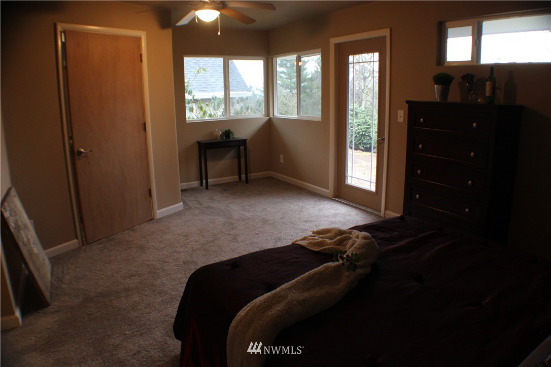 2131 Cascade Way Longview, WA 98632 - Photo 14 of 25 Gallery Image 14