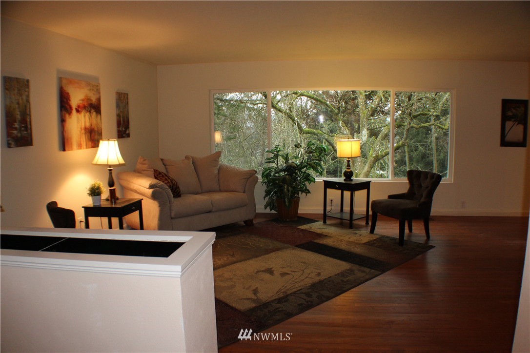 2131 Cascade Way Longview, WA 98632 - Photo 8 of 25 Gallery Image 8