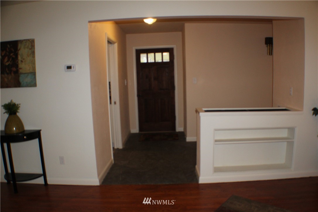 2131 Cascade Way Longview, WA 98632 - Photo 9 of 25 Gallery Image 9