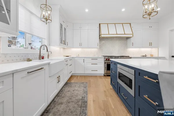 $2,295,000 | 495 Wilson Avenue, Paramus, NJ 07652