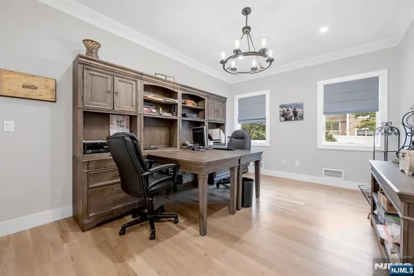 $2,295,000 | 495 Wilson Avenue, Paramus, NJ 07652