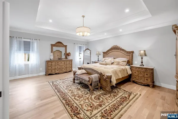 $2,295,000 | 495 Wilson Avenue, Paramus, NJ 07652