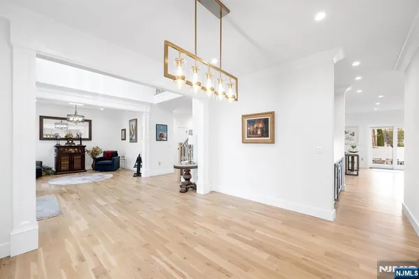 $2,295,000 | 495 Wilson Avenue, Paramus, NJ 07652