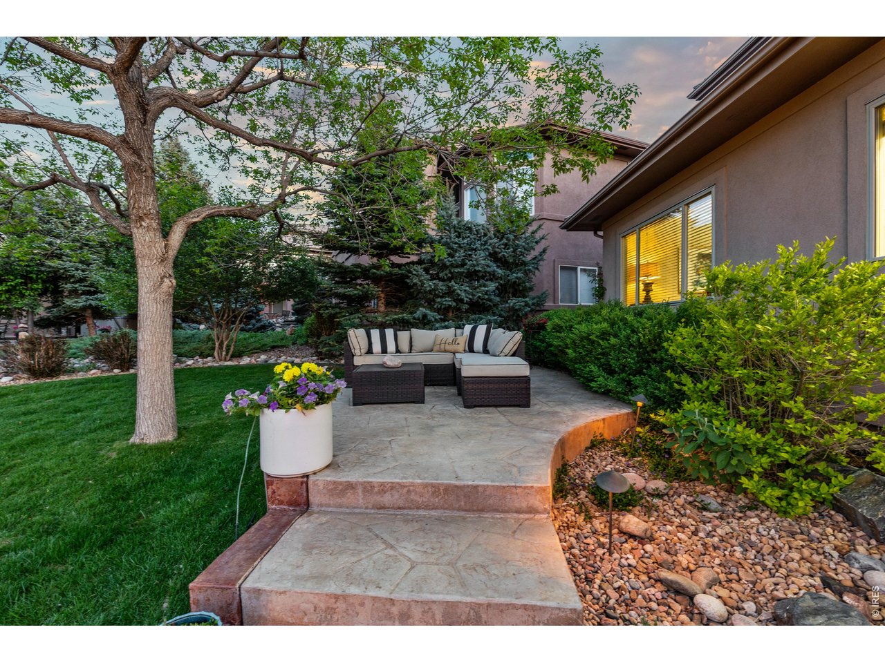 6874 Raspberry Run Littleton, CO 80125 - Photo 5 of 34 Gallery Image 5
