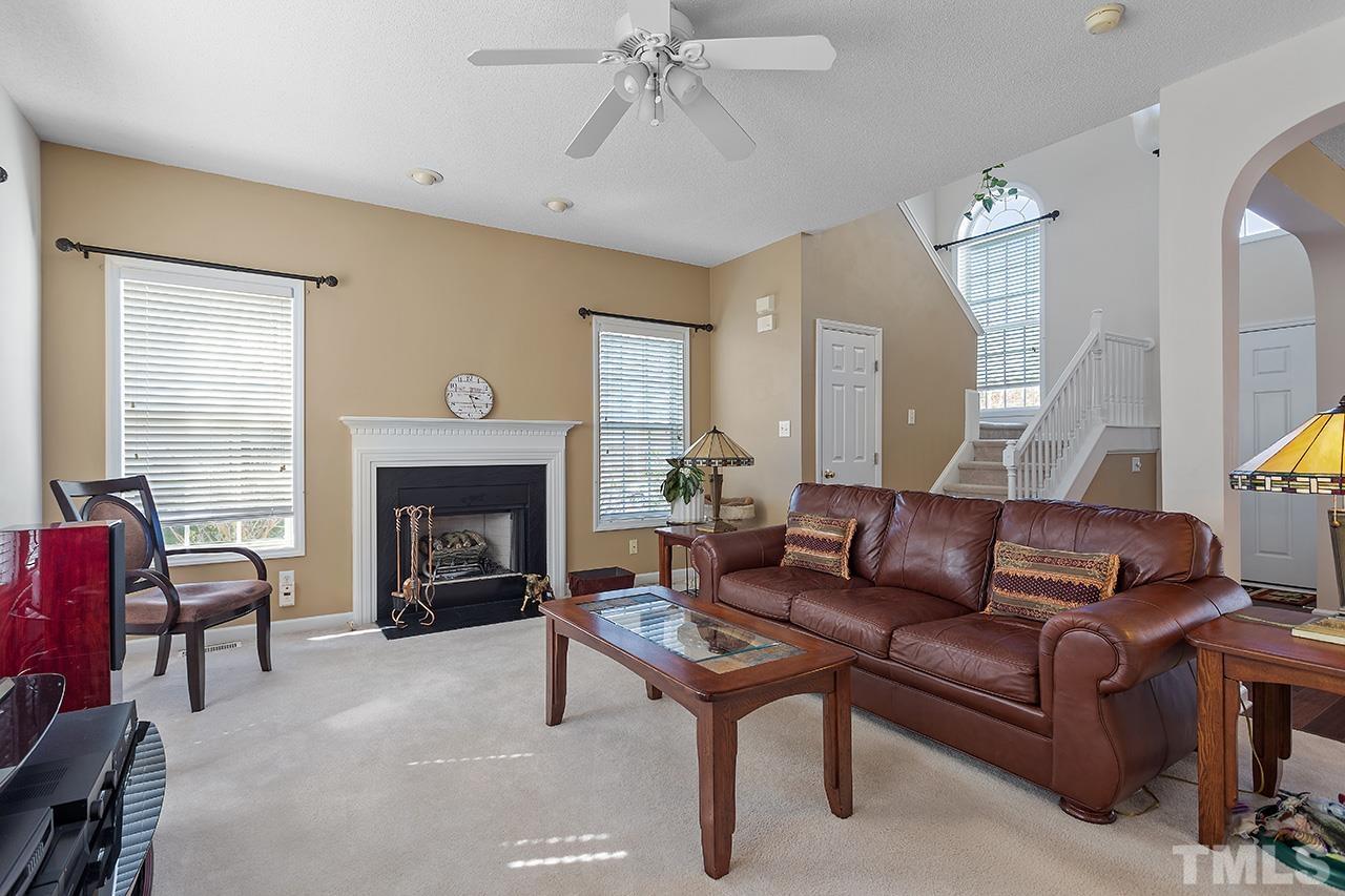 5413 Windy Gap Court Raleigh, NC 27617 - Photo 3 of 27 Gallery Image 3