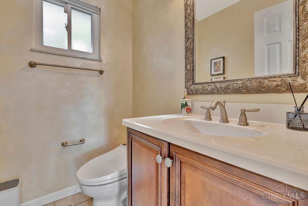 8303 Weller Road Montgomery, OH 45242 - Photo 20 of 45 Gallery Image 20