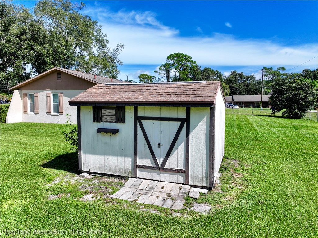 4218 Westminster Road Sebring, FL 33875 - Photo 15 of 17